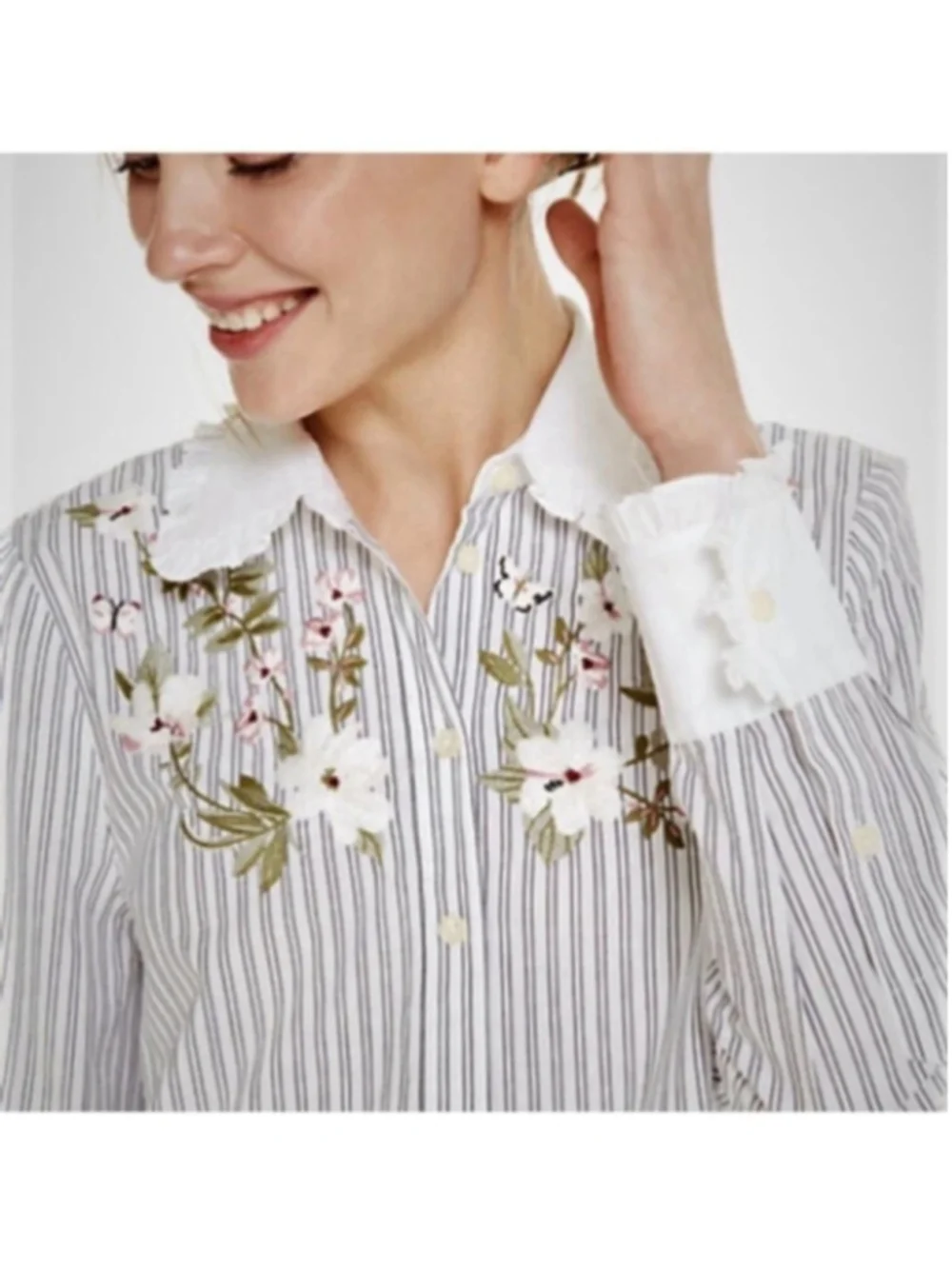 Kate Spade button front Ruffle Striped Embroidered Shirt preppy soft girl sz sm